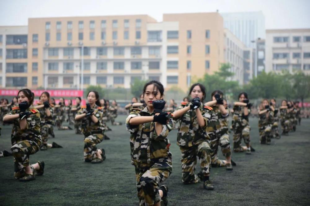 104d83ba67634161a2a872cae0c8bdb4.jpg 104d83ba67634161a2a872cae0c8bdb4.jpg