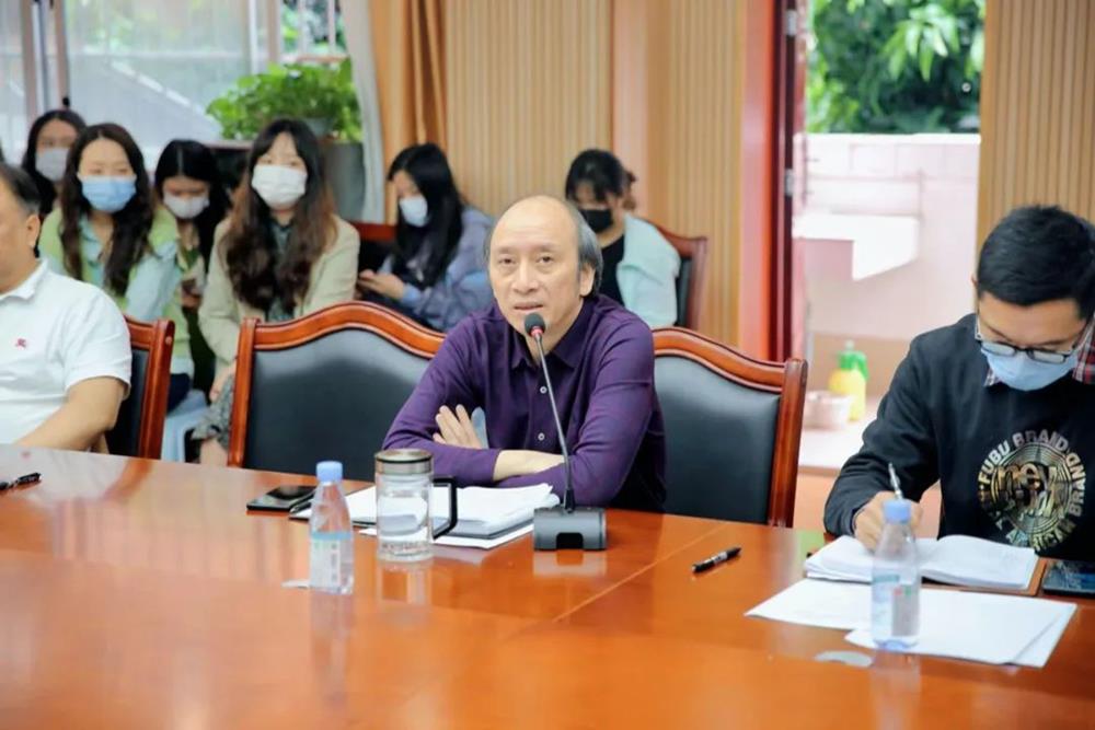 6990b6e9b97a4122b57a3052901bf91c.jpg 6990b6e9b97a4122b57a3052901bf91c.jpg