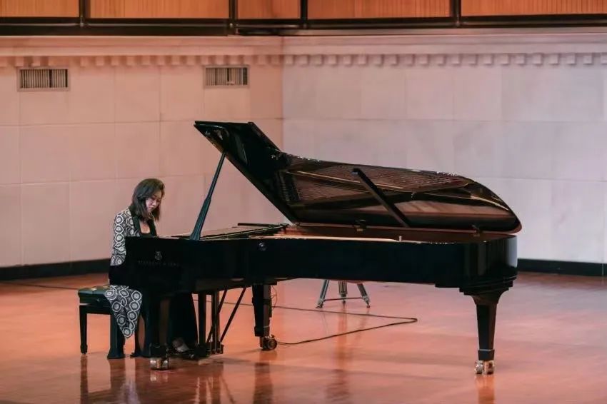 606ca03027ac4107b4f3745877a7f423.jpg 606ca03027ac4107b4f3745877a7f423.jpg