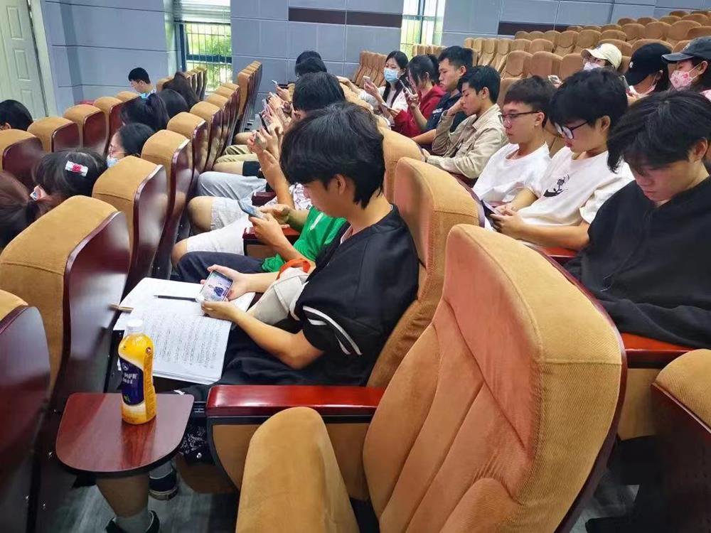 76f5f2076ba045f98e9a724edbc96389.jpg 76f5f2076ba045f98e9a724edbc96389.jpg